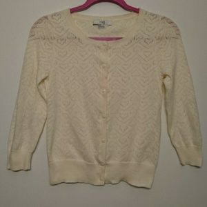 Cardigan with heart pattern